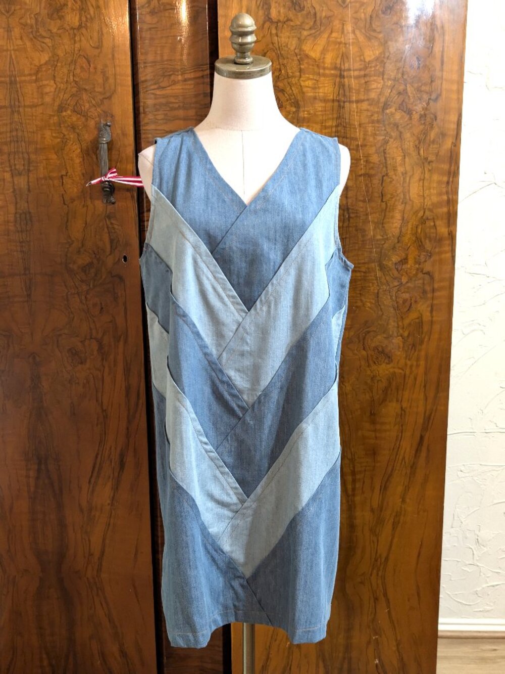 ADORA Chevron Patchwork Denim Dress M Light Wash Blue Shift Boho Hippie